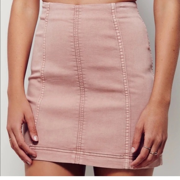 Blush Acid Washed Denim Skirt - Picture 6 of 6